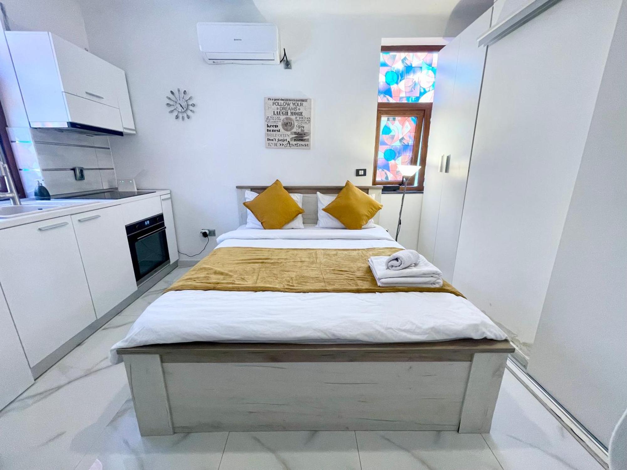 White Studio บูคาเรสต์ ภายนอก รูปภาพ